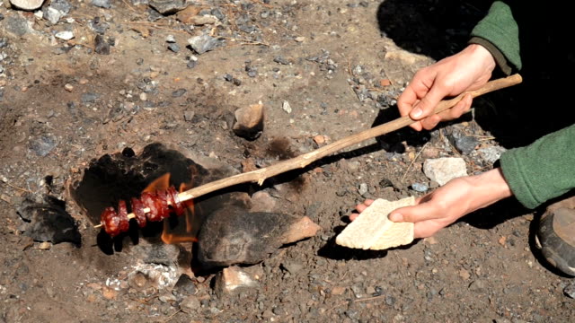 People-cooking-on-Chimaera-eternal-flames
