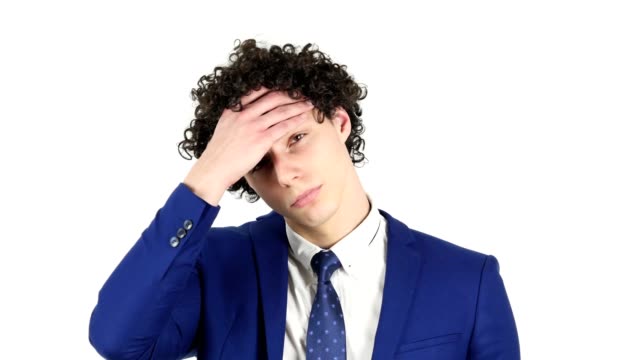 Kopfschmerzen,-frustrierte-junge-Geschäftsmann,-weißer-Hintergrund