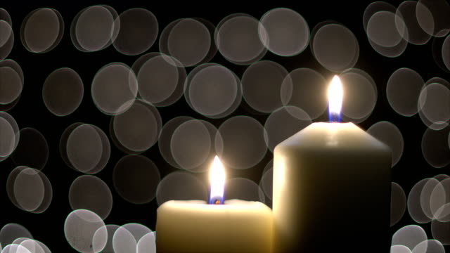 White-candles-Christmas-light