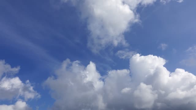 Dramatic-cloud-,4K-time-lapse.