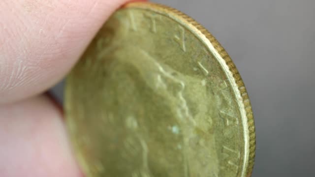 Cerca-de-monedas-muy-antiguas