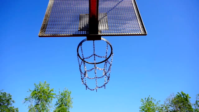 Basketball-basket-with-chains-on-streetball-court