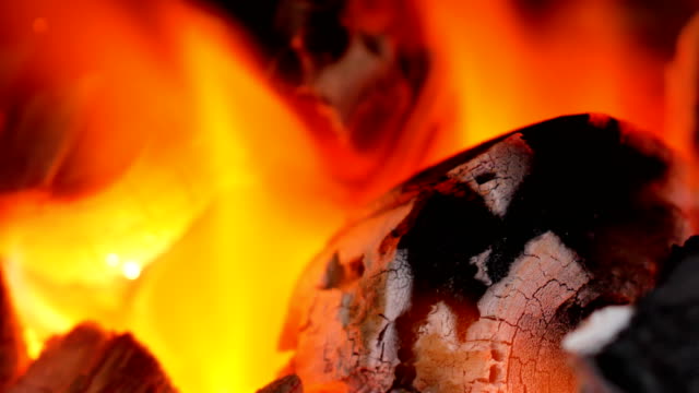 Flame-coals-and-be-very-hot-is-widespread