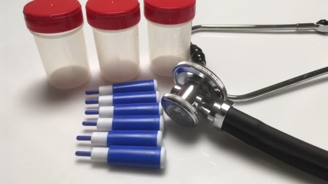 Automatische-Lanzette-für-Blut-Probenahme-Stethoskop-Analysegeräten.