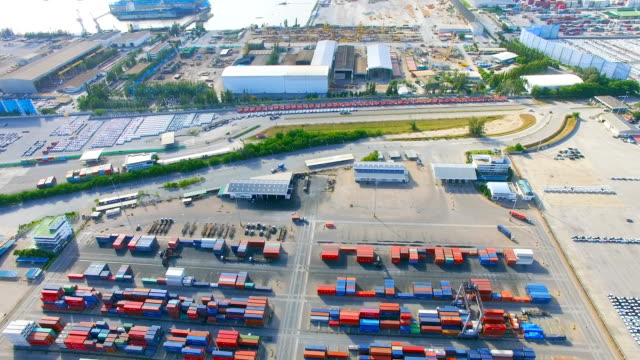Container-Frachtschiff,-Import-Export,-logistischen-Supply-Chain-Transport-Geschäftskonzept-für-den-Versand-von-Luftbild