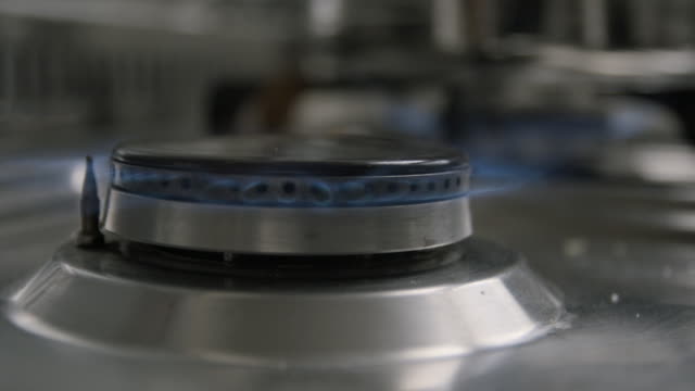 Gas-cooker-switch-on-slow-motion