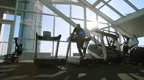 Elderly-Man-Running-on-Treadmill