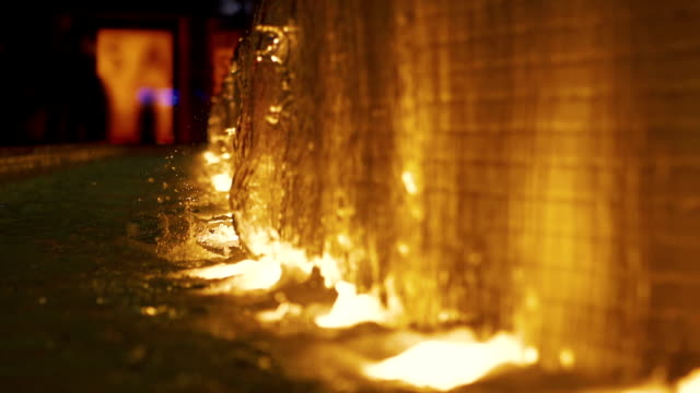 Splashing-water-in-the-fountain-at-night-in-slow-motion-180fps