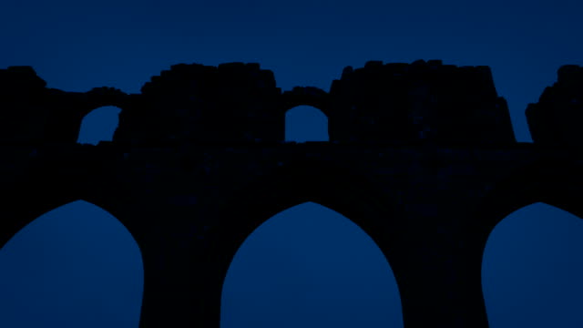 Ruinas-medievales-en-la-noche