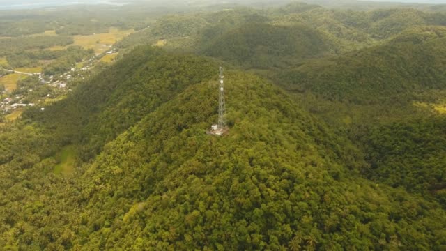 Telephone-signal-tower-in-mountains