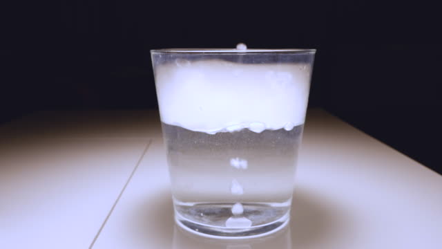 Effervescent-Tablet-Dissolving-in-Glass-Cup