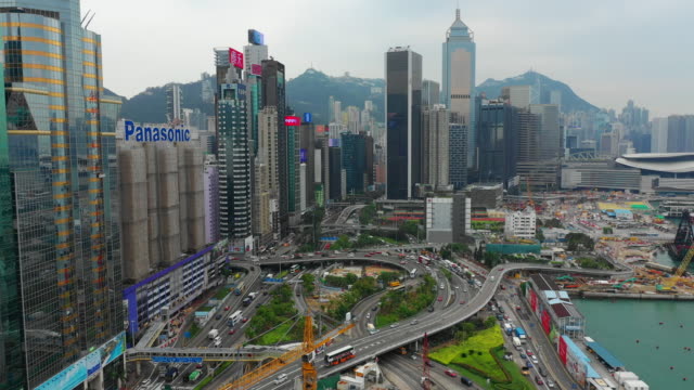Tag-Zeit-Stadt-Bucht-Stadtverkehrs-Straße-Kreuzung-Victoria-Harbour-Antenne-Panorama-4k-Hongkong