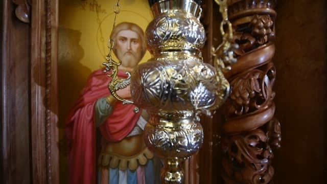 interior-de-la-Iglesia-ortodoxa