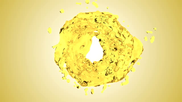 Gelbes-Wasser-Spritzen-mit-Luftblasen-mit-weißem-Hintergrund