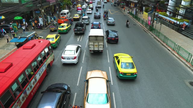 car-traffic-in-the-big-city.-traffic-transport-on-the-road.-traffic-jams