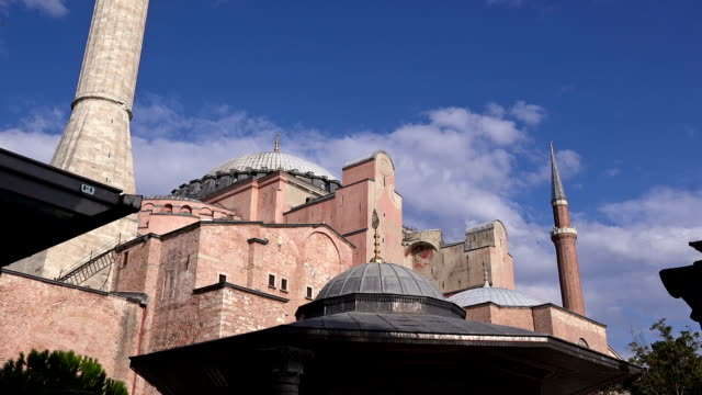 Catedral-de-Hagia-Sophia,-Estambul,-Turquía