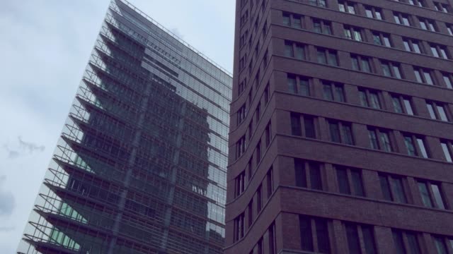 Bürogebäude-in-berlin,-potsdamer-platz