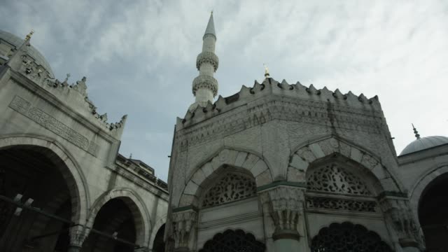 Eminonu-Moschee-in-Istanbul,-Türkei