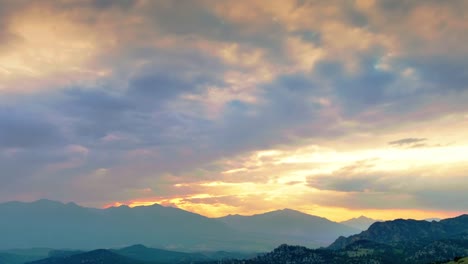 Time-lapse-Clouds-and-Mountians-(UltraHD-4K)