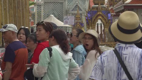 Bangkok-/-Thailand---May-23-2018-:-tourist-at-Wat-Phra-Si-Rattana-Satsadaram-slow-motion-shot