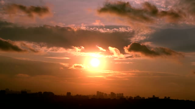 Time-lapse-beautiful-sunset
