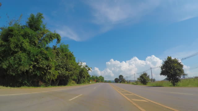 Front-Driving-Plate-:-On-Highway-12-,-North-Westhern-Thailand