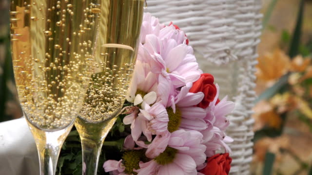 Champagne-and-flowers-wedding-concept