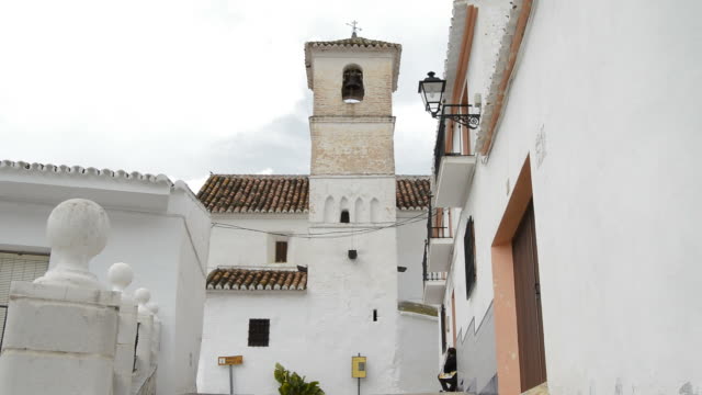Old-christian-church-in-the-andalusian-village-of-Daimalos,-Spain