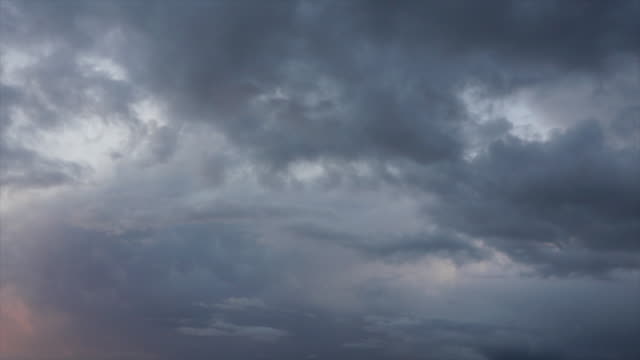 Clouds-on-the-stormy-sky.-timelapse