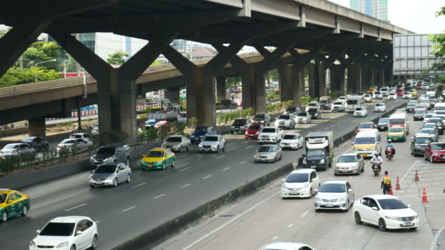 Tráfico-en-la-ciudad-de-Bangkok