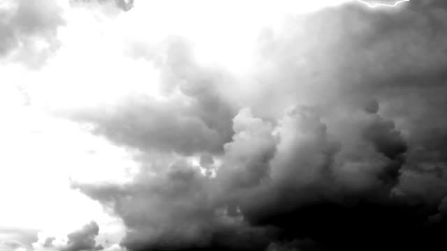 Blitz-stürmischen-Wolken-Zeitraffer