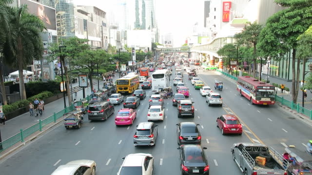 Verkehr-in-Bangkok-