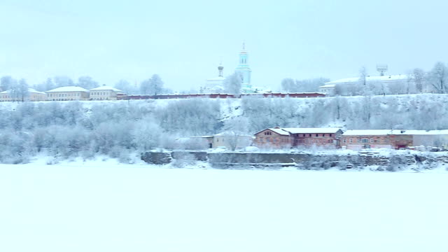 Winterblick-in-der-alten-russischen-Stadt