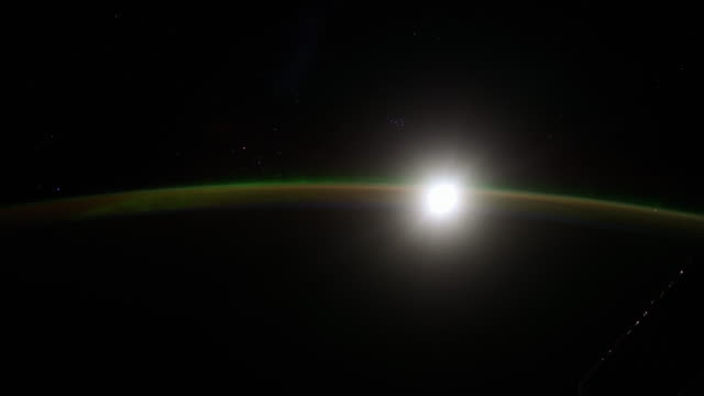 Atemberaubende-Aurora-Borealis-vom-Weltraum-aus-gesehen.-Nasa-Public-Domain-Imagery
