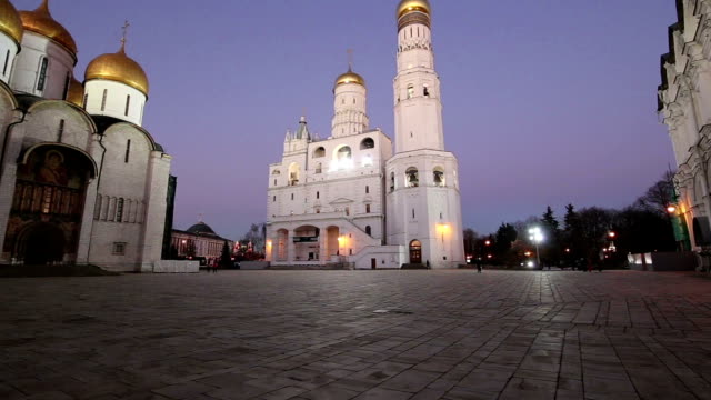 Ivan-the-Great-Bell-Tower-complex-at-night.-Cathedral-Square,-Inside-of-Moscow-Kremlin,-Russia.-UNESCO-World-Heritage-Site