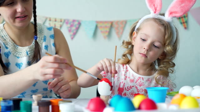 Mother-and-Little-Girl-Coloring-Easter-Egg