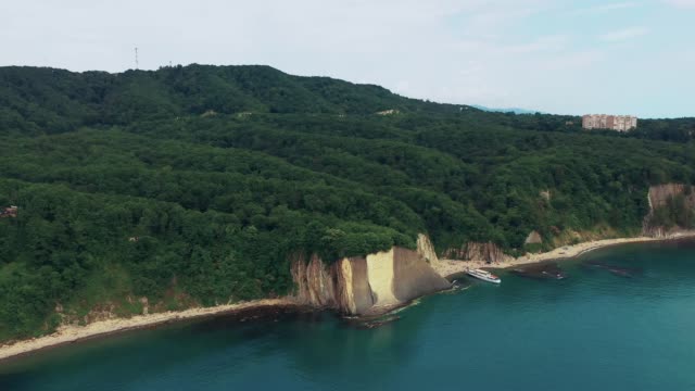 Kiselevs-Felsen-in-der-Nähe-von-Tuapse,-Schwarzes-Meer,-Russland.Luftbild
