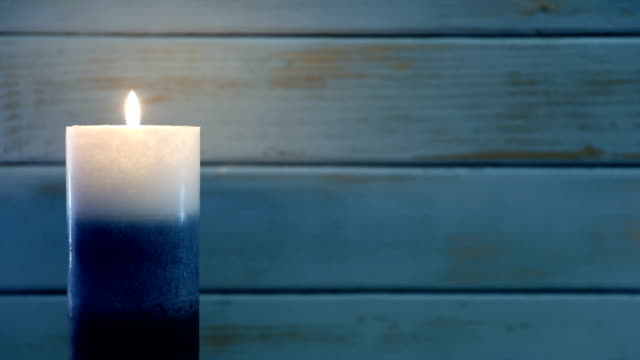 Blue-Urban-Wood-Holiday-Candle