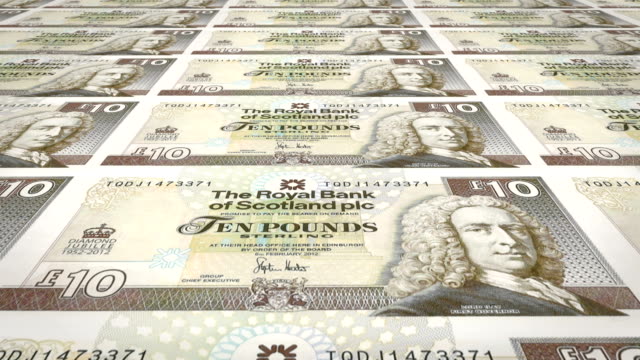 Banknotes-of-ten-scottish-pounds-of-Scotland,-cash-money,-loop