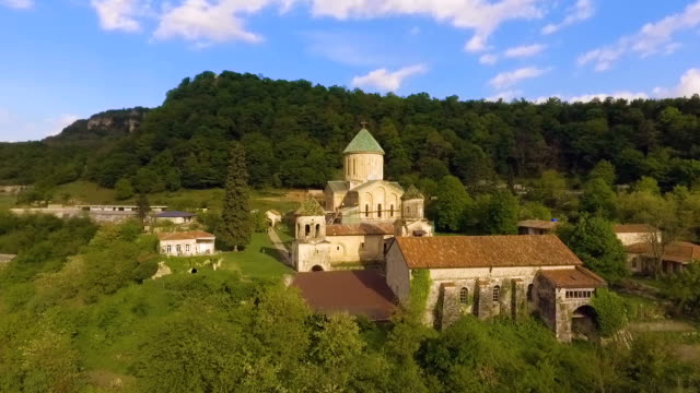 Aerial-view-of-Bagrati-Cathedral-in-Kutaisi,-Georgian-landmarks,-sightseeing