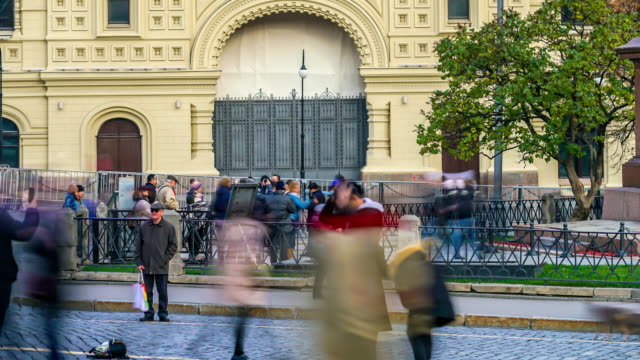 26-de-octubre-de-2018,-Moscú-Rusia-timelapse-de-personas-de-la-multitud-en-Plaza-de-la-Plaza-Roja-en-Moscú