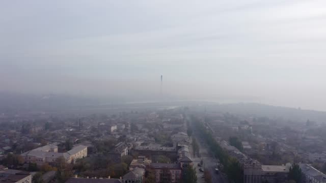 Cloud-of-fog-and-smog-pollution-covers-the-city