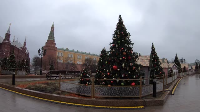 Panorama-des-Jagdplatzes-mit-Blick-auf-den-Moskauer-Kreml-und-das-historische-Museum-im-Zentrum-von-Moskau