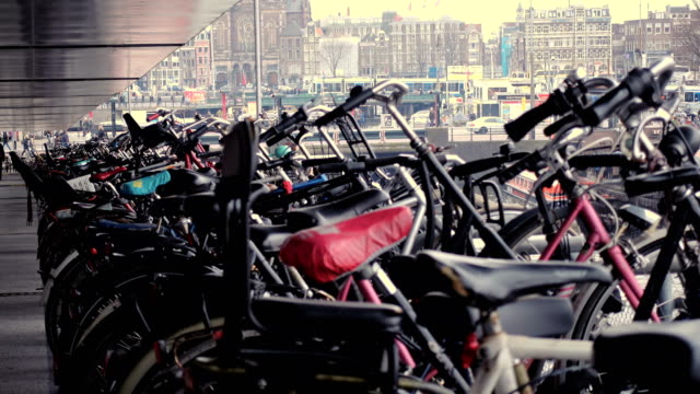 Amsterdam-Fahrrad-Parken