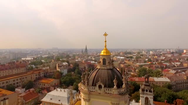 Flying-over-Cathedral-of-St.-Jura-Lviv-Ukraine.-Scenic-view-of-the-old-city-from-a-bird's-eye-view
