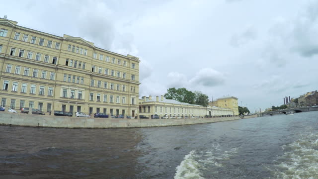 Crossroads-channels-in-St.-Petersburg