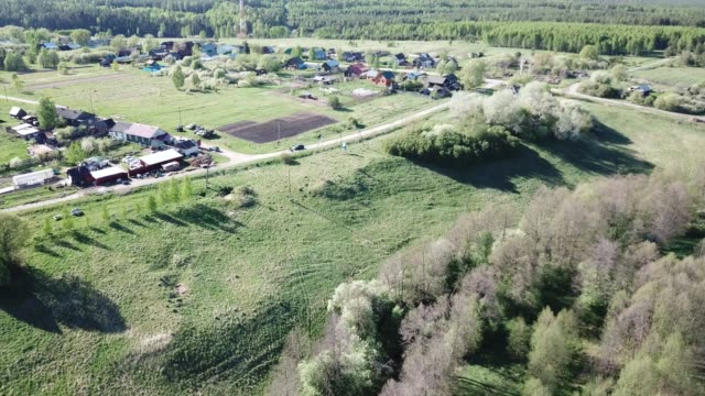 Dorf-in-Zentralrussland-in-Nikolo-Ushna,