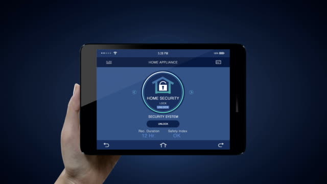 IoT-smart-Pad,-Tablet-Anwendung,-Sicherheitskontrolle-Schloss-Haus,-intelligente-Haushaltsgeräte,-Internet-der-Dinge-zu-berühren.