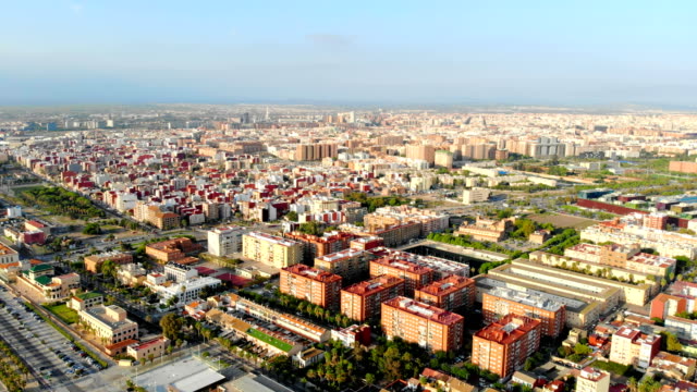 Valencia-from-the-bird's-eye-view.-Aerial-view.-The-magnificent-panorama-of-the-city-from-the-altitude.-Valencia-is-a-tourist-city-in-the-morning