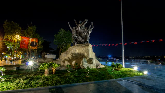The-equestrian-statue-of-Ataturk-in-Republic-Square-night-timelapse-hyperlapse-in-Antalya